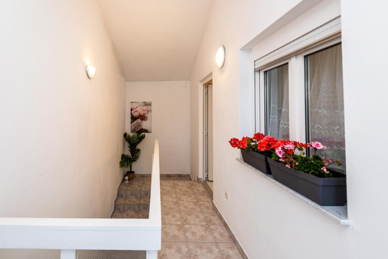 Magnolia Apartmani Vodice Kültér fotó