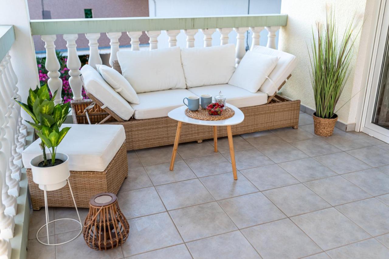 Magnolia Apartmani Vodice Kültér fotó