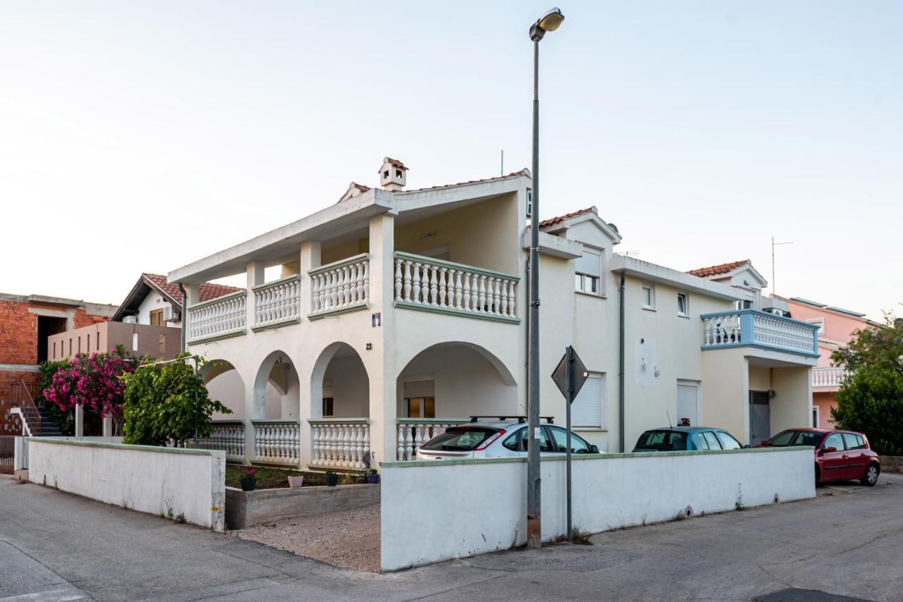 Magnolia Apartmani Vodice Kültér fotó