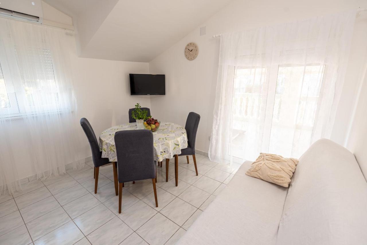 Magnolia Apartmani Vodice Kültér fotó
